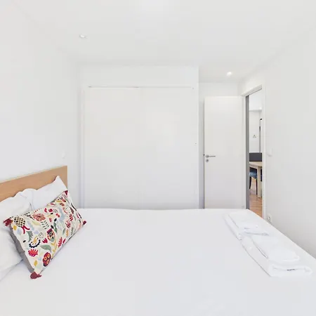 Charming Duplex In Graca | By Airnest 公寓