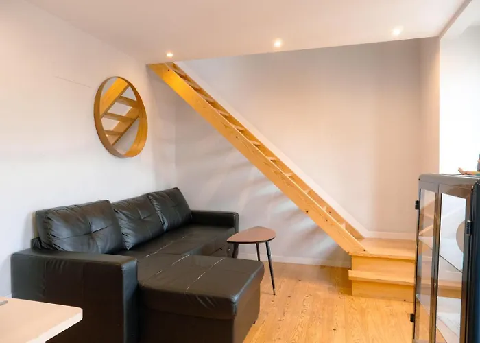 Διαμέρισμα Charming Duplex In Graca | By Airnest