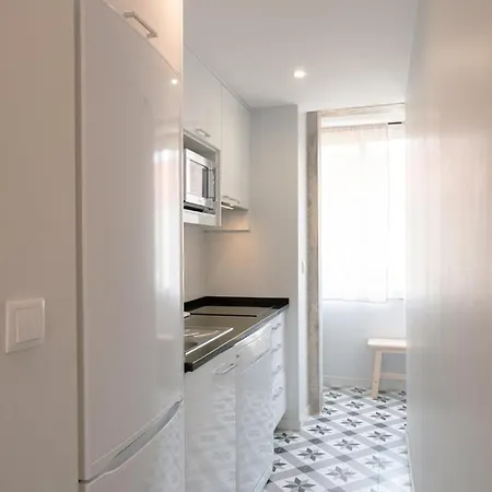 Appartement Charming Duplex In Graça | By Airnest Lisboa